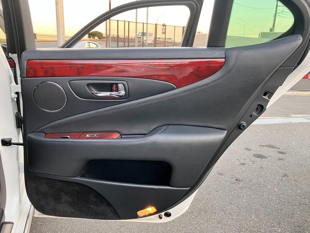 LS LS460 Iパッケージ パワートランクリッド クリアランスソナー 純正ナビ 黒革シート シートヒーター&ベンチレーター ステアリングヒーター(25枚目)