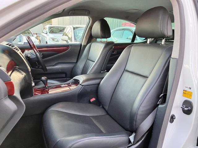 LS LS460 Iパッケージ パワートランクリッド クリアランスソナー 純正ナビ 黒革シート シートヒーター&ベンチレーター ステアリングヒーター(27枚目)