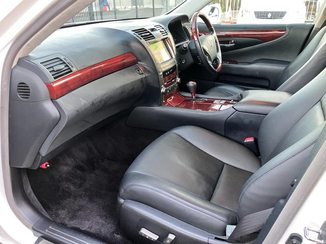 LS LS460 Iパッケージ パワートランクリッド クリアランスソナー 純正ナビ 黒革シート シートヒーター&ベンチレーター ステアリングヒーター(28枚目)