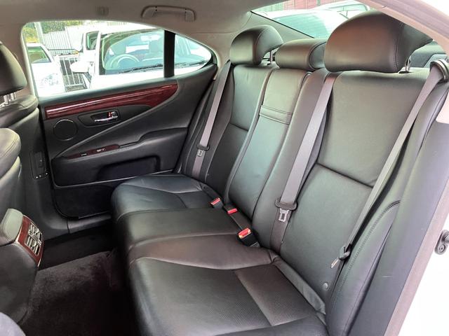 LS LS460 Iパッケージ パワートランクリッド クリアランスソナー 純正ナビ 黒革シート シートヒーター&ベンチレーター ステアリングヒーター(34枚目)
