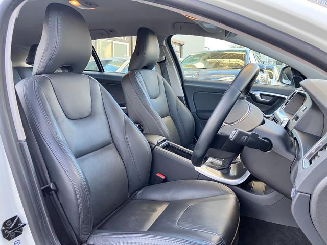 Ｖ６０ Ｔ４　レザー＆セーフティＰＫＧナビＢｌｕｅｔｏｏｔｈオーディオＢカメラＥＴＣ（16枚目）