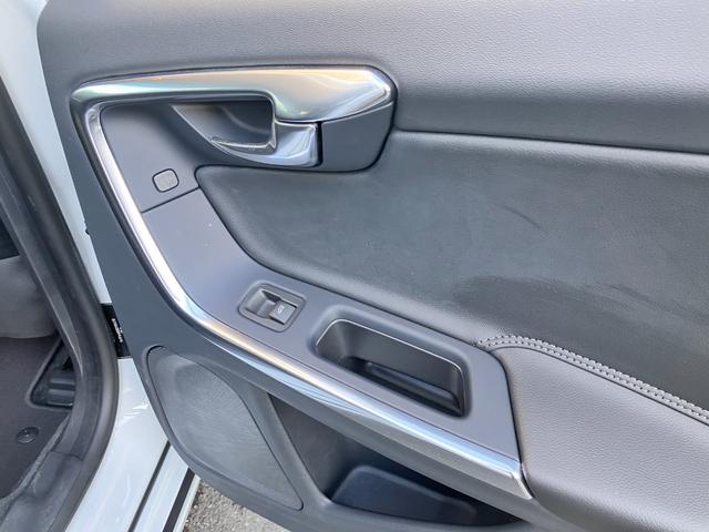 Ｖ６０ Ｔ４　レザー＆セーフティＰＫＧナビＢｌｕｅｔｏｏｔｈオーディオＢカメラＥＴＣ（24枚目）