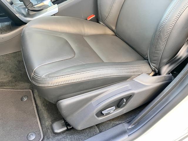 Ｖ６０ Ｔ４　レザー＆セーフティＰＫＧナビＢｌｕｅｔｏｏｔｈオーディオＢカメラＥＴＣ（29枚目）