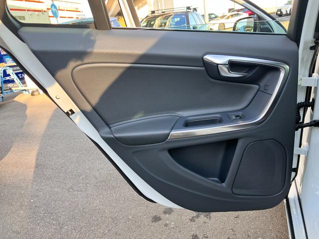 Ｖ６０ Ｔ４　レザー＆セーフティＰＫＧナビＢｌｕｅｔｏｏｔｈオーディオＢカメラＥＴＣ（34枚目）