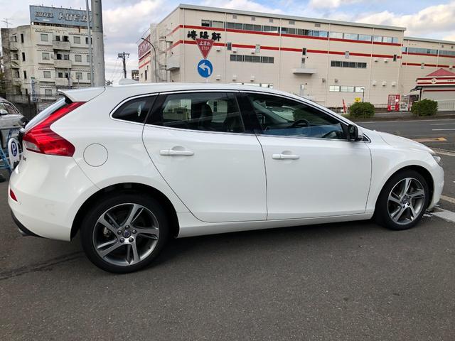 Ｖ４０ Ｄ４　黒革ＨＤＤナビＢｌｕｅｔｏｏｔｈオーディオＥＴＣシートヒーターパドルシフト（7枚目）