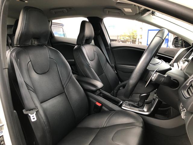 Ｖ４０ Ｄ４　黒革ＨＤＤナビＢｌｕｅｔｏｏｔｈオーディオＥＴＣシートヒーターパドルシフト（16枚目）