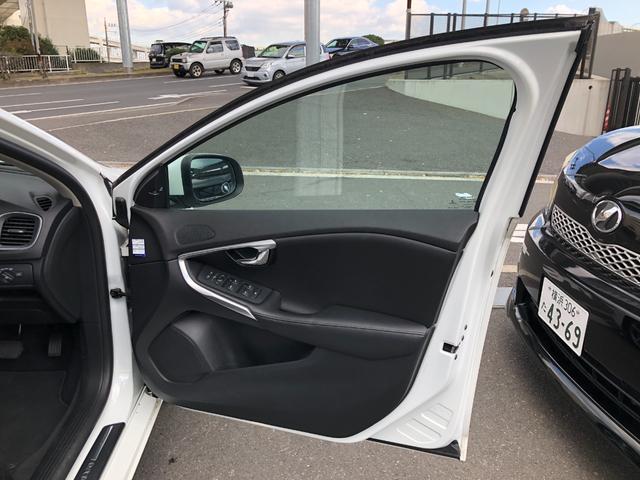 Ｖ４０ Ｄ４　黒革ＨＤＤナビＢｌｕｅｔｏｏｔｈオーディオＥＴＣシートヒーターパドルシフト（18枚目）