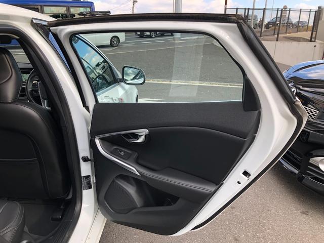 Ｖ４０ Ｄ４　黒革ＨＤＤナビＢｌｕｅｔｏｏｔｈオーディオＥＴＣシートヒーターパドルシフト（22枚目）