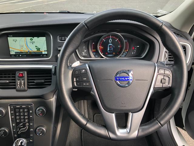 Ｖ４０ Ｄ４　黒革ＨＤＤナビＢｌｕｅｔｏｏｔｈオーディオＥＴＣシートヒーターパドルシフト（32枚目）