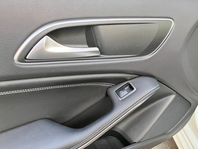 Ａクラス Ａ１８０　バリューパッケージハーフレザーＥＴＣ純正ＡＷ（30枚目）