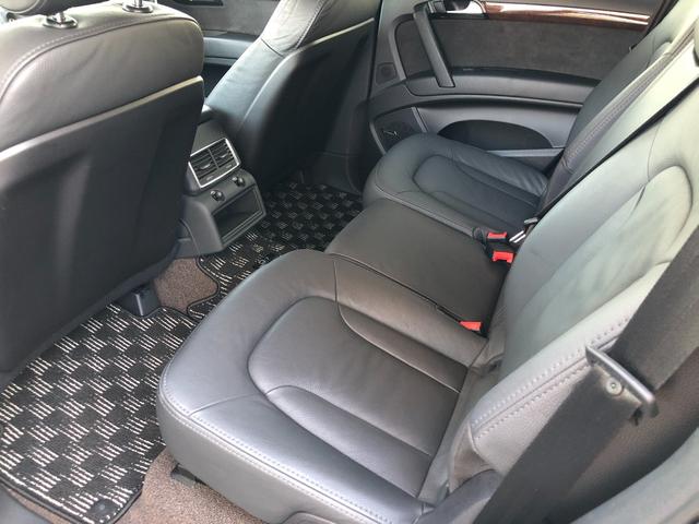 Ｑ７ ３．０ＴＦＳＩクワトロ　ＥＴＣ純正ＡＷナビＢカメＴＶＢＴ黒革シートヒーター（27枚目）