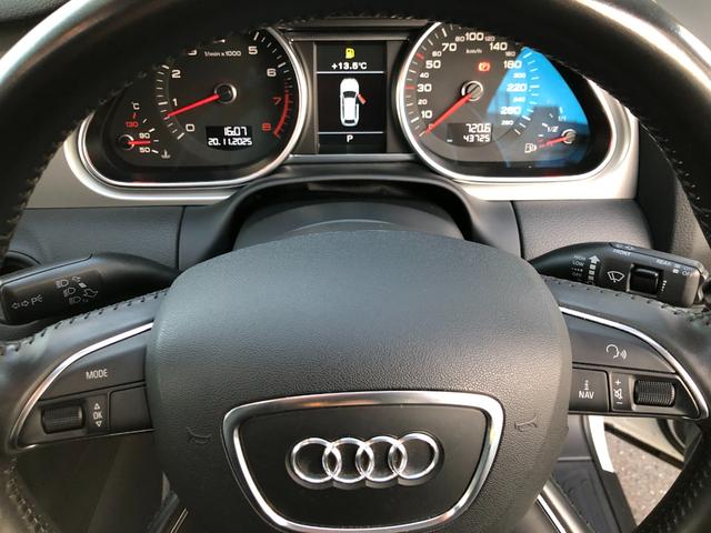 Ｑ７ ３．０ＴＦＳＩクワトロ　ＥＴＣ純正ＡＷナビＢカメＴＶＢＴ黒革シートヒーター（30枚目）