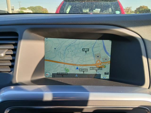 車両評価４．５点を基準に厳選された中古車が並ぶ大きな展示場も完備！１００台ほど展示されておりますのでご希望に沿った車が見つかりますよ！