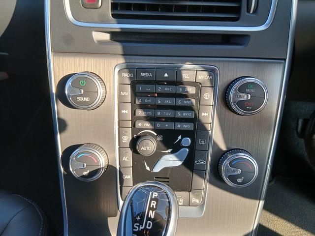 ★店頭には２０台程しか置けませんが大型展示場に１００台ほどの在庫をご用意しております。