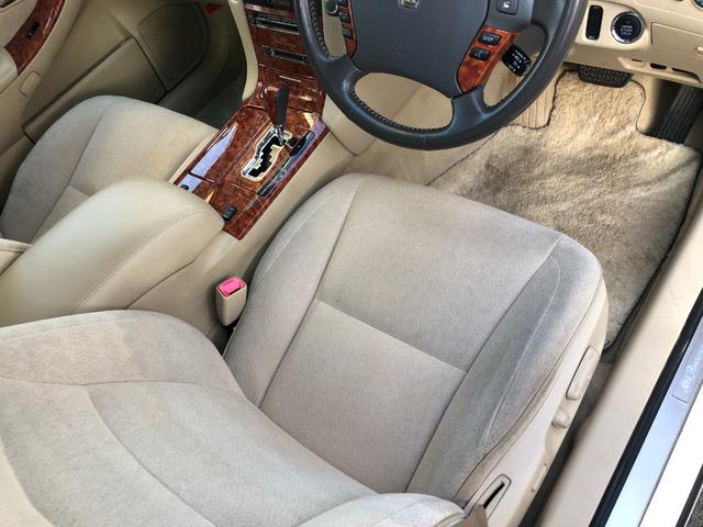 クラウン R-EX iFourQ-Pプレミアム50th 特別仕様車ナビバックカメラETCクルコン電動リアシェード(16枚目)