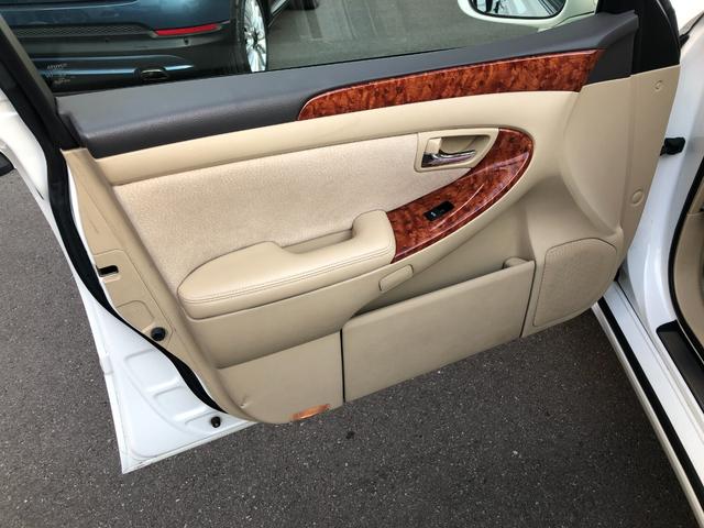 クラウン R-EX iFourQ-Pプレミアム50th 特別仕様車ナビバックカメラETCクルコン電動リアシェード(26枚目)