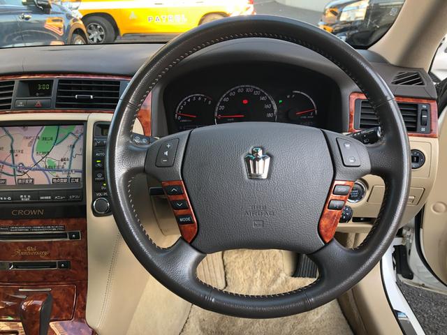 クラウン R-EX iFourQ-Pプレミアム50th 特別仕様車ナビバックカメラETCクルコン電動リアシェード(31枚目)