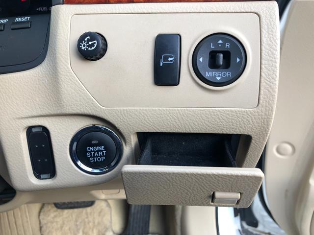 クラウン R-EX iFourQ-Pプレミアム50th 特別仕様車ナビバックカメラETCクルコン電動リアシェード(33枚目)