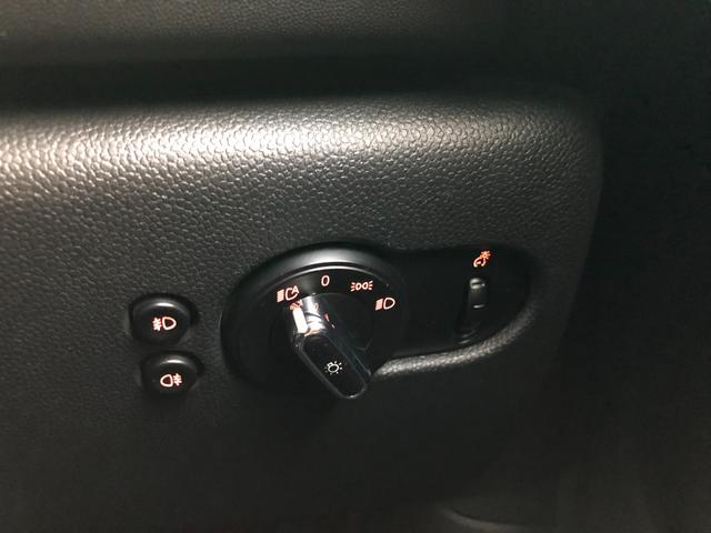 車両評価４．５点を基準に厳選された中古車が並ぶ大きな展示場も完備！１００台ほど展示されておりますのでご希望に沿った車が見つかりますよ！