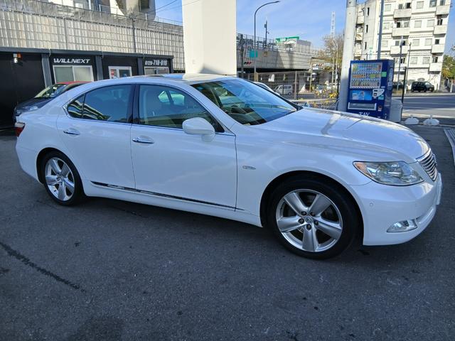 ＬＳ ＬＳ４６０　バージョンＳ　ナビＥＴＣバックカメラＴＶベージュ革パワートランク（6枚目）