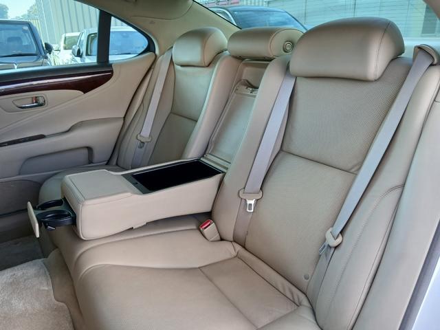 ＬＳ ＬＳ４６０　バージョンＳ　ナビＥＴＣバックカメラＴＶベージュ革パワートランク（25枚目）