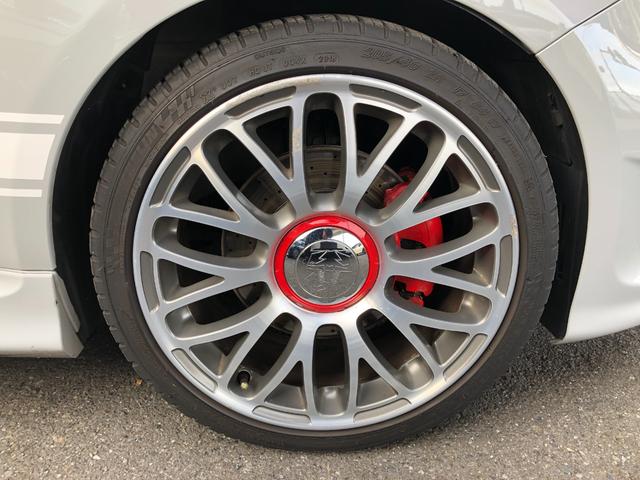 アバルト５９５ ツーリズモ　Ｒ７．１０タイベル交換済ＥＴＣパドル純正１７ＡＷ黒革（7枚目）