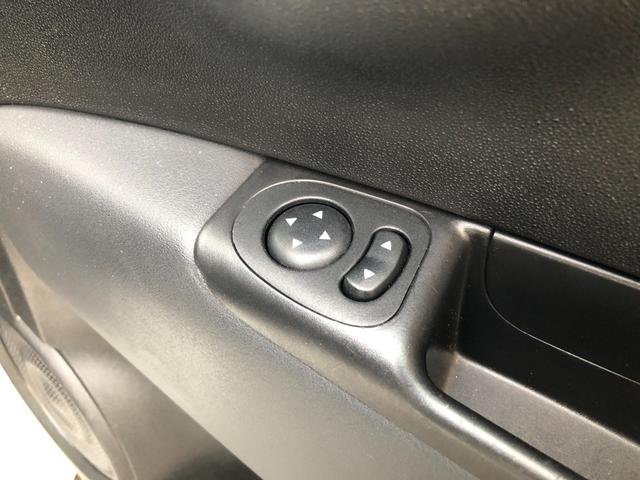 アバルト５９５ ツーリズモ　Ｒ７．１０タイベル交換済ＥＴＣパドル純正１７ＡＷ黒革（21枚目）