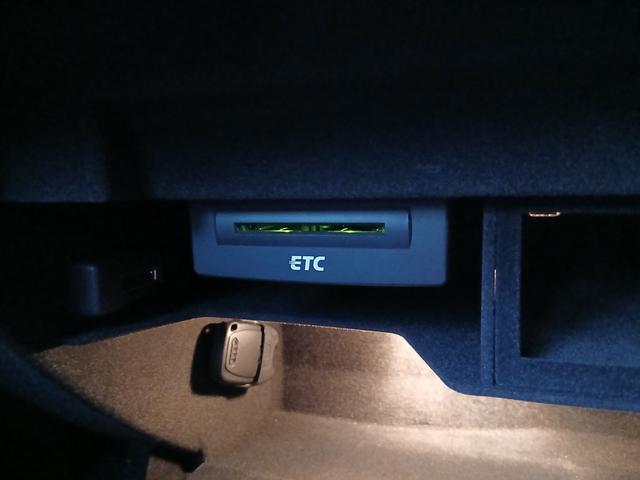 Ｑ５ ２．０ＴＦＳＩクワトロ　ＥＴＣ純正ナビＴＶＢカメＢｌｕｅｔｏｏｔｈオーディオ（13枚目）