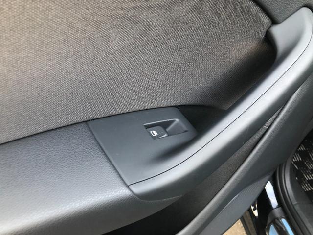 Q3 2.0TFSIクワトロ211PS ETC純ナビBカメルーフレールBluetooth禁煙(33枚目)