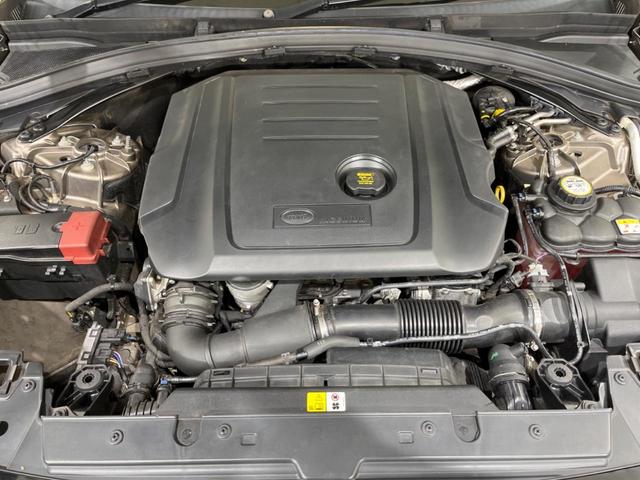 レンジローバーヴェラール Ｒ　ダイナミック　１８０ＰＳ　ＭＥＲＩＤＩＡＮサウンド　純正２０ＡＷ　ブラックコントラストルーフ　レザーシート　ステアリングホイールレザー（9枚目）