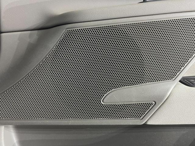 XE XE ピュア MERIDIANサウンド アダプティブクルーズコントロール レーンデパーチャワーニング インタラクティブドライバーディスプレイ バックカメラ パドルシフト 純正17インチアルミホイール(23枚目)