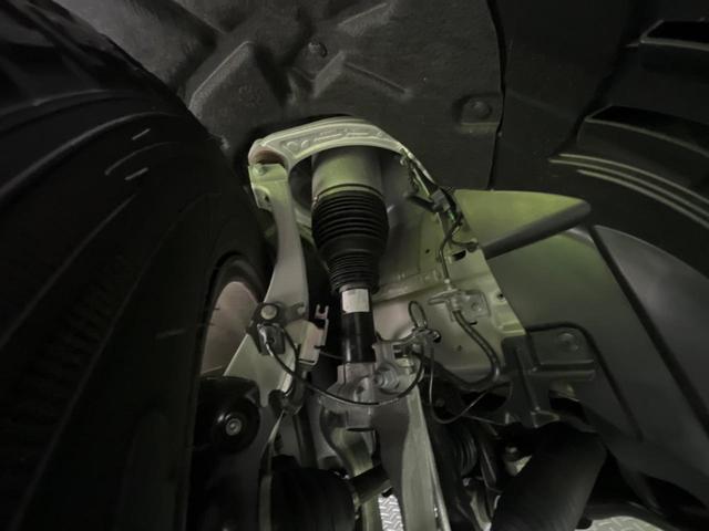 ディフェンダー ９０Ｘ－ダイナミックＨＳＥ　Ｄ３５０　認定中古車　スライディングガラスルーフ　ＭＥＲＩＤＩＡＮサウンドシステム　シートクーラー＆シートヒーター　エアサスペンション　インテリアリアビューミラー　３Ｄサラウンドカメラ　アダプティブクルーズ（58枚目）