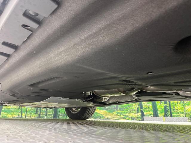 ディフェンダー １３０ＳＥ　Ｄ３００　認定中古車　ワンオーナー　スライディングパノラミックルーフ　シートヒーター　純正２０インチアルミホイール　３列目シート　エアサスペンション　インタラクティブドライバーディスプレイ（44枚目）