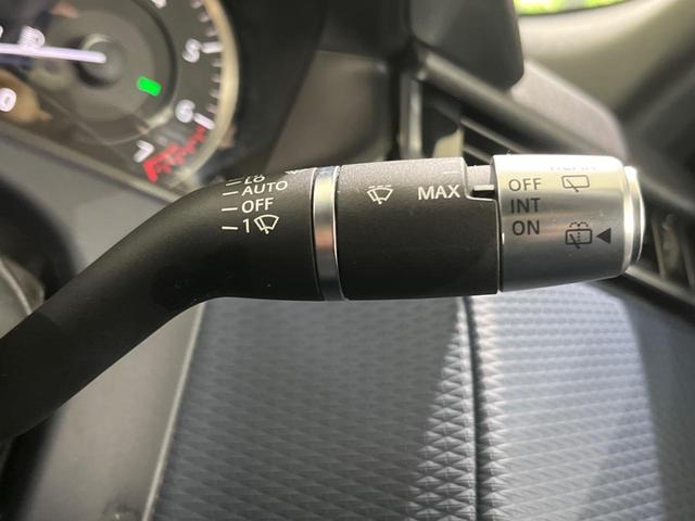 レンジローバーヴェラール Ｒ　ダイナミック　Ｓ　Ｐ２５０　認定中古車　パノラミックガラスルーフ　パークアシスト　ブラックコントラストルーフ　フロント／リヤシートヒーター　シートメモリー　ＭＥＲＩＤＩＡＮサウンド　ステアリングホイールヒーター（38枚目）