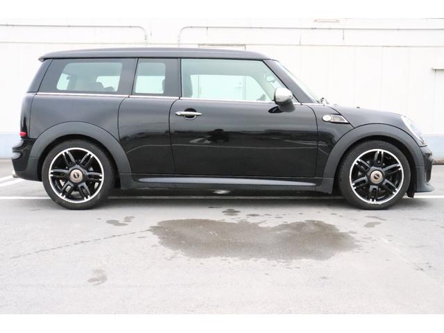 ＭＩＮＩ クーパー　クラブマン　ボンドストリート６速マニュアルトランスミッションＪＣＷエアロキット２０２５年８月１２カ月定期点検（エンジンオイルエレメント交換）（8枚目）
