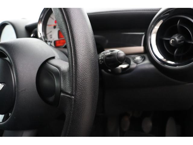 ＭＩＮＩ クーパー　クラブマン　ボンドストリート６速マニュアルトランスミッションＪＣＷエアロキット２０２５年８月１２カ月定期点検（エンジンオイルエレメント交換）（61枚目）