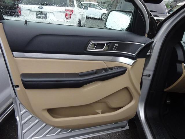XLT ETC 4WD ブルートゥース接続 フロントパワーシート 7人乗 V6 LEDヘッドランプ D車 ヒッチメンバー スマートキー バックカメラ クリアランスソナー ルーフレール サイドエアバッグ(26枚目)