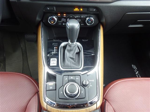 ＣＸ－９ 　シグネイチャー　４ＷＤ　７人乗　ＥＴＣ　ＳＲ　ワイン革（15枚目）