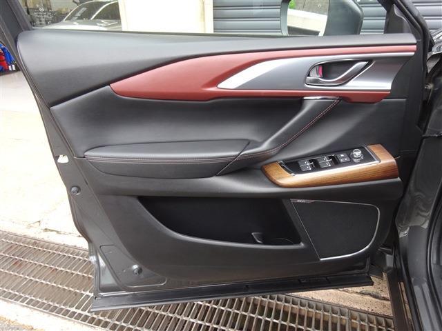 ＣＸ－９ 　シグネイチャー　４ＷＤ　７人乗　ＥＴＣ　ＳＲ　ワイン革（39枚目）