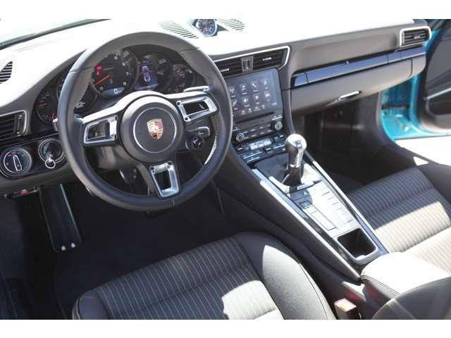 911カレラT 7MT 日本未発売 マイアミブル- 4人乗り(15枚目)
