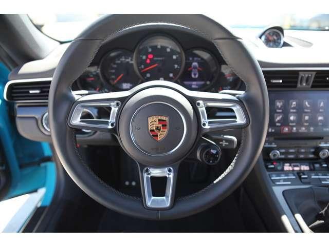 911カレラT 7MT 日本未発売 マイアミブル- 4人乗り(16枚目)