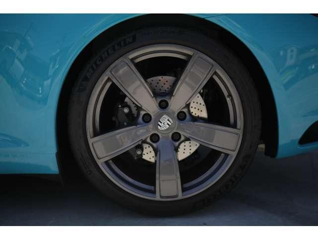 911カレラT 7MT 日本未発売 マイアミブル- 4人乗り(20枚目)