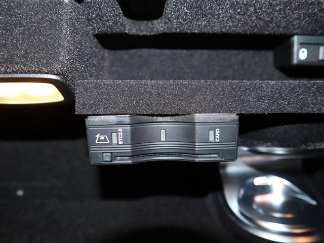 C220 d アバンギャルド AMGライン レーダーセーフティパッケージ レザーエクスクルーシブパッケージ 2年保証 新車保証(13枚目)