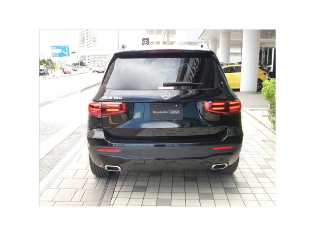 GLB GLB180 エディションブラックスターズ 3列シート AMGライン Bluetooth接続 ETC LEDヘッドライト TV コネクテッド機能 サイドカメラ シートヒーター ナビ バックモニター パワーシート フロアマット フロントカメラ(4枚目)