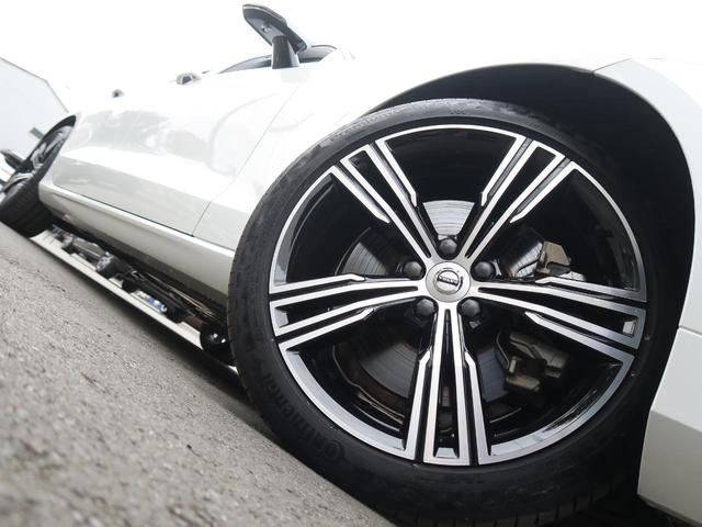T6 ツインエンジン AWD インスクリプション 認定中古車 プラグインハイブリッド パノラマガラスサンルーフ ナッパレザーシート harman/kardon テーラードダッシュボード オプション19インチアルミ 360度ビューカメラ 1オーナー(15枚目)