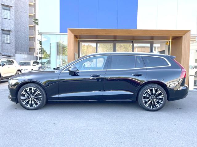 Ｖ６０ アルティメット　Ｂ４　認定中古車　ナッパレザーシート　Ｂ＆Ｗプレミアムオーディオ　インテリセーフ　衝突被害軽減ブレーキ　３６０°ビューカメラ　パイロットアシスト　レーダークルーズ　純正９インチナビ　マッサージ機能付きシート（32枚目）