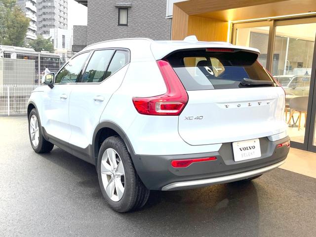 ＸＣ４０ プラス　Ｂ３　認定中古車　インテリセーフ　衝突被害軽減ブレーキ　３６０°ビューカメラ　パイロットアシスト　レーダークルーズ　純正９インチナビ　シートヒーター　ＡｐｐｌｅＣａｒＰｌａｙ　Ｂｌｕｅｔｏｏｔｈ　ＥＴＣ（5枚目）
