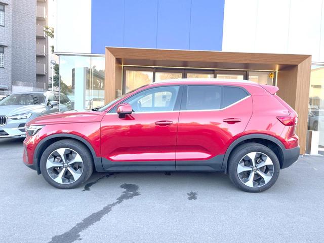 XC40 アルティメット B4 AWD 認定中古車 サンルーフ haman/kardon 革シート Googleナビ 360°ビューカメラ 禁煙車 シートヒーター ハンドルヒーター メモリー機能付きパワーシート パワーテールゲート(18枚目)