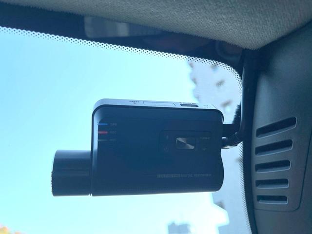 XC40 アルティメット B4 AWD 認定中古車 サンルーフ haman/kardon 革シート Googleナビ 360°ビューカメラ 禁煙車 シートヒーター ハンドルヒーター メモリー機能付きパワーシート パワーテールゲート(36枚目)