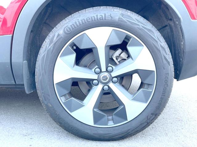 XC40 アルティメット B4 AWD 認定中古車 サンルーフ haman/kardon 革シート Googleナビ 360°ビューカメラ 禁煙車 シートヒーター ハンドルヒーター メモリー機能付きパワーシート パワーテールゲート(50枚目)